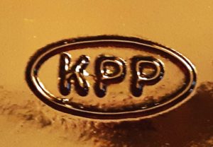 KPP mark on base of amber Budweiser beer bottle, date coded 1972 (Photo courtesy of Shannon & Dawn Brown) Mark stands for Kerr Packaging Products Division, division of Kerr Glass.