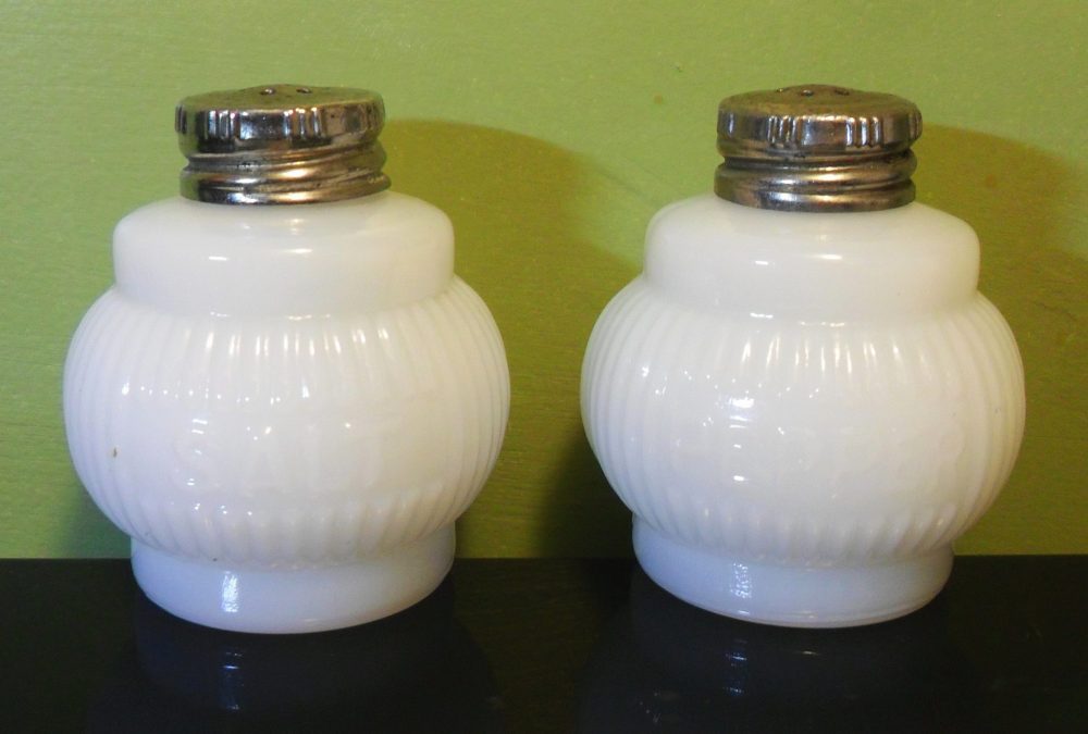 Vintage White Milk Glass Salt and Pepper Shakers - Ribbed Design. These may date from the 1930s - 1950s era. 