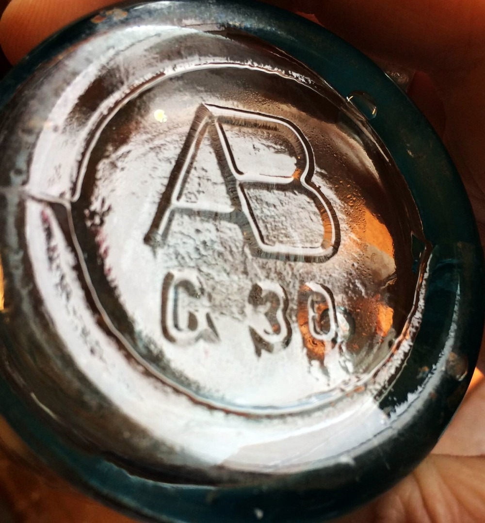 glassbottlemarks.com