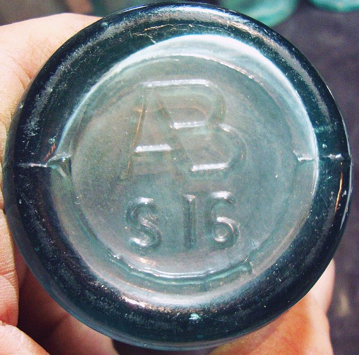 Base mark on AB-connected bottle, S 16. Pic courtesy of ebay seller "cowboyray45"