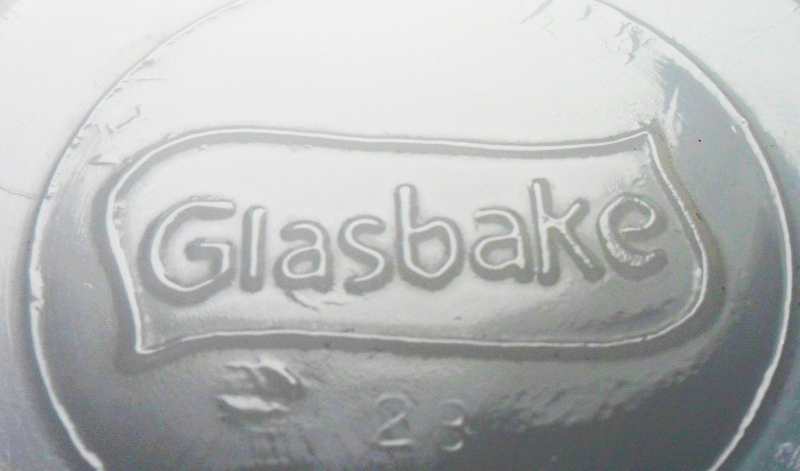 GLASBAKE marking on base of clambroth/white milk glass custard cup